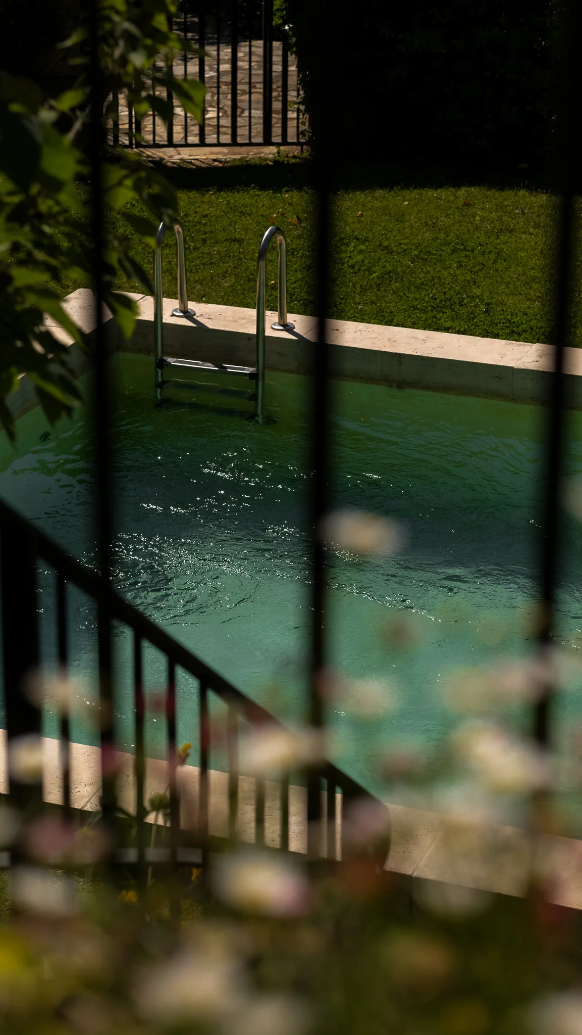 Shooting photo piscine extérieure - Les Lodges Sainte Victoire, Aix-en-Provence